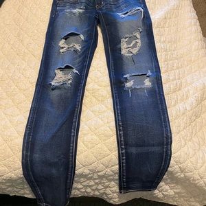 AE jeggings with rips